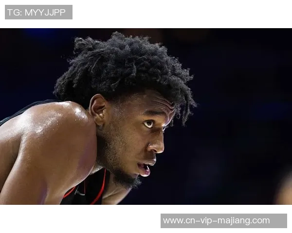 怀斯曼表现稳定2投2中贡献5分4板2助1帽失误略显偏多 怀斯曼表现稳定2投2中贡献5分4板2助1帽失误略显偏多